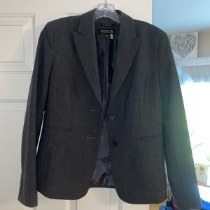 Dark gray dress jacket. Size 8. Jokes New York.